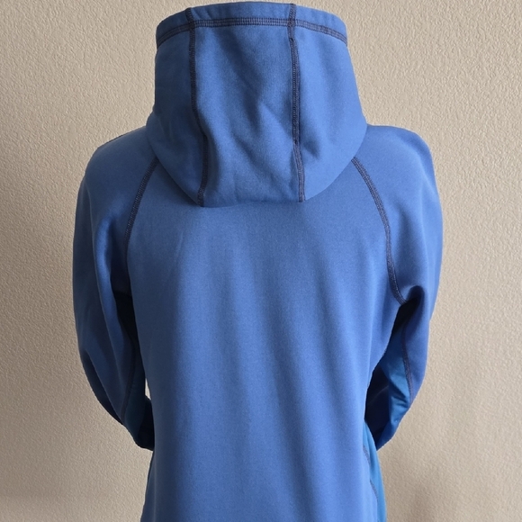 Nike Royal Blue Therma-Fit  Hoodie with a Embroidered Metallic Logo - Picture 5 of 6